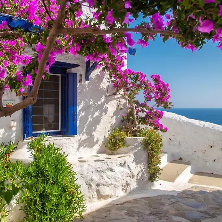 Ourania Villa *
