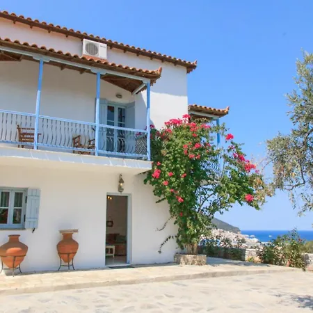 Ourania Villa *